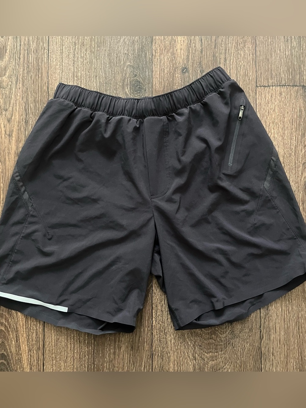 Lululemon Athletica surge 7” black silver brief lined running shorts medium